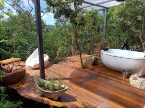 Suíte das Pedras com banheira panoramica
